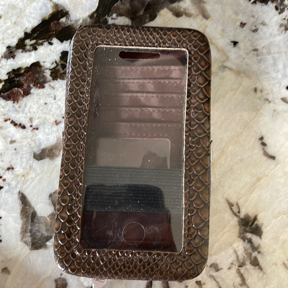 iPhone wallet